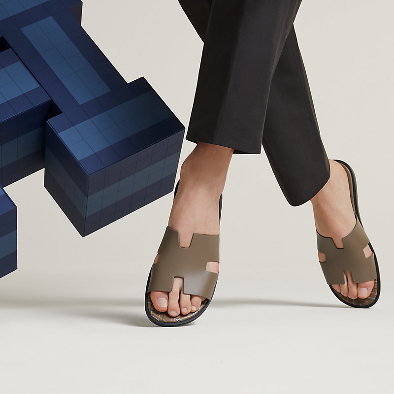 サンダル 《イズミール》 - ベージュ | Hermès - エルメス-公式サイト  
