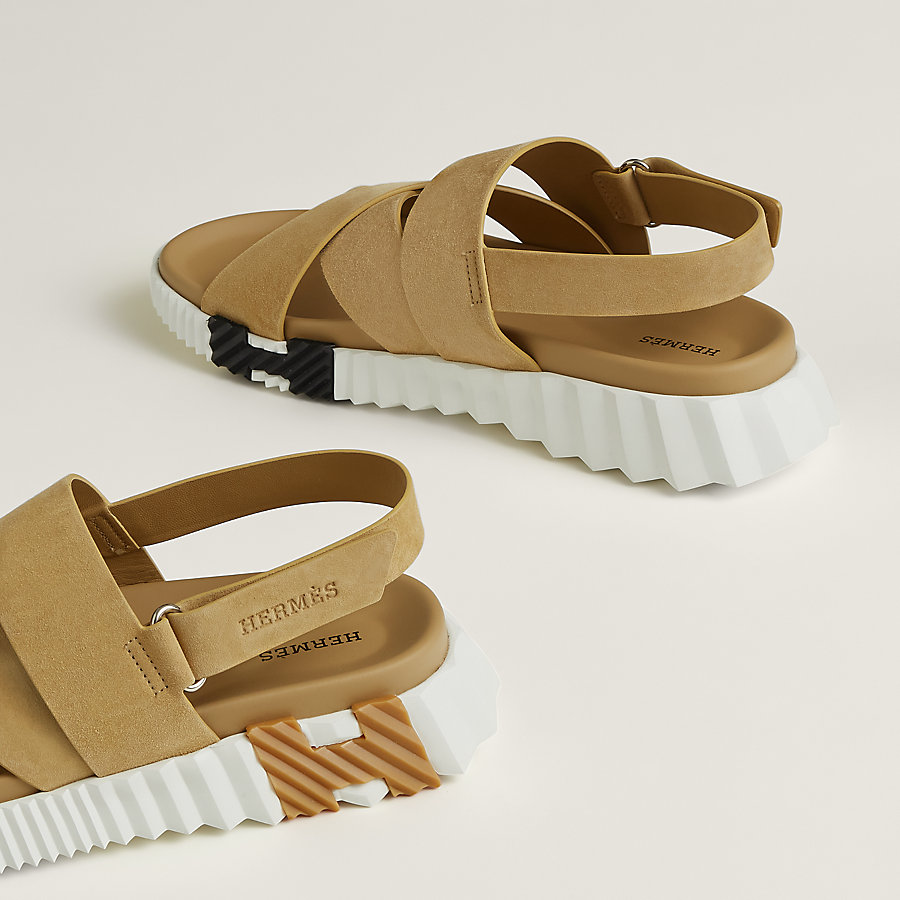 エルメス エレクトリック サンダル レザー ゴールド　#41 ブランドピース エルメス エレクトリック サンダル レザー ゴールド #41 ブランドピース