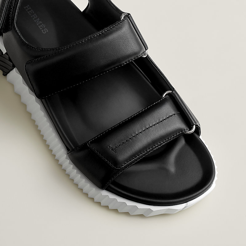 サンダル 《ジュニア》 - ブラック | Hermès - エルメス-公式サイト