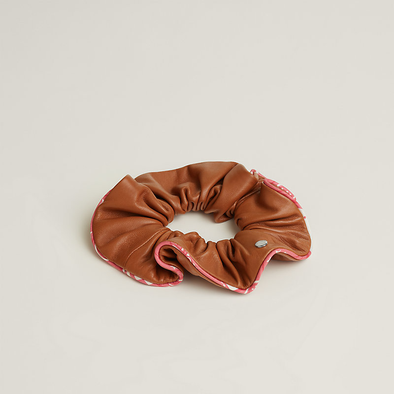 シュシュ 《クラウディア》 | Hermès - エルメス-公式サイト 