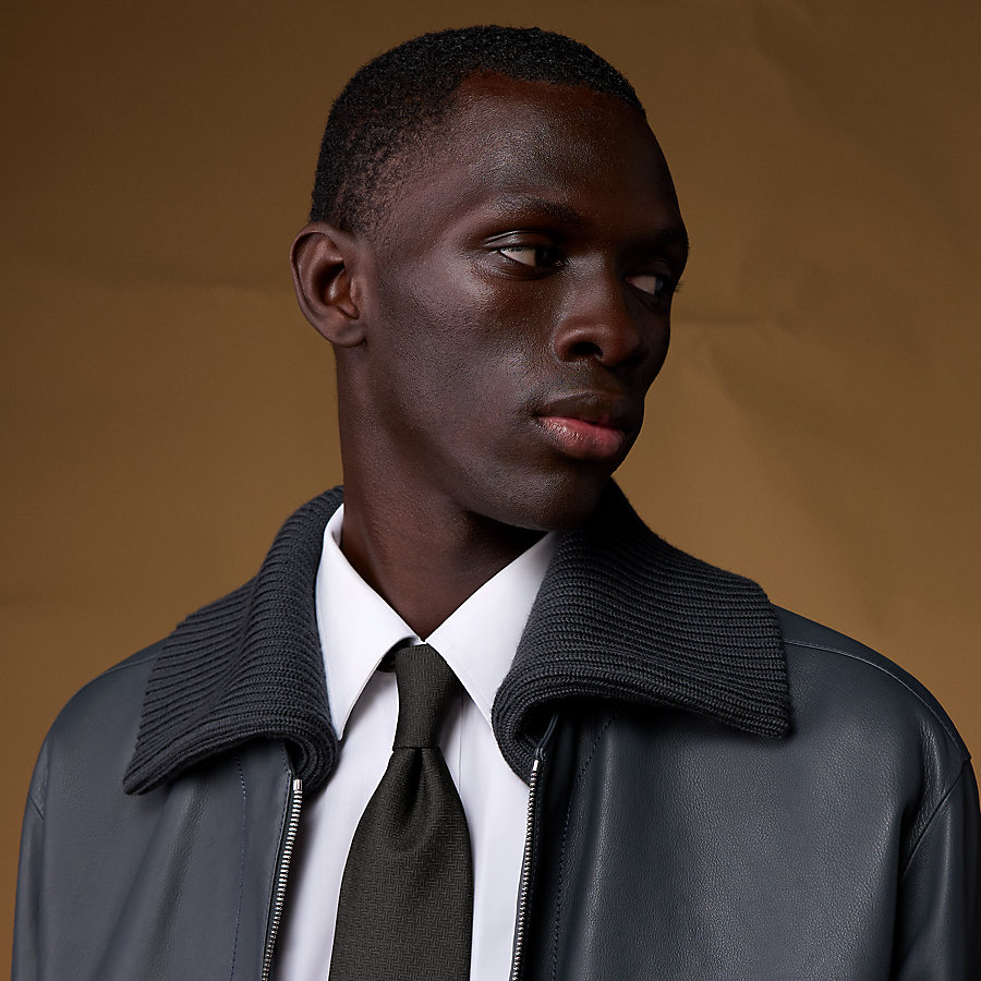 シルクタイ 《フェール・ア・シュヴァル》 | Hermès - エルメス-公式サイト