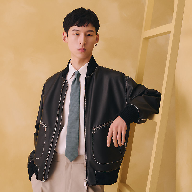シルクタイ 《Hコクシネル》 | Hermès - エルメス-公式サイト