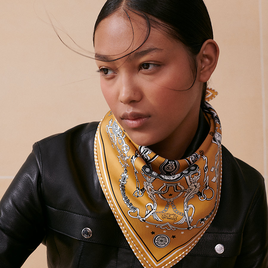 シルクバンダナ 《ブリッド・エ・デスタン・バンダナ》 | Hermès 