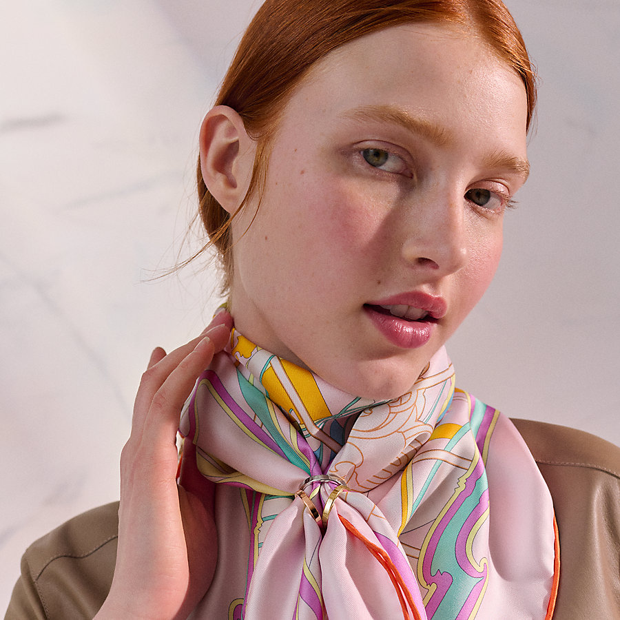 スカーフリング 《トリオ》 | Hermès - エルメス-公式サイト 