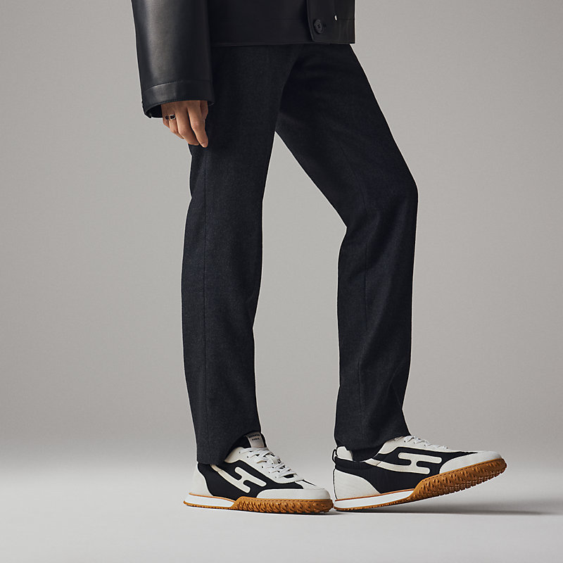スニーカー 《ジェット》 - ブラック | Hermès - エルメス-公式サイト