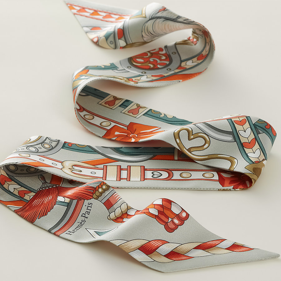 ツイリー 《アルネ・ドゥ・クール》 | Hermès - エルメス-公式サイト 