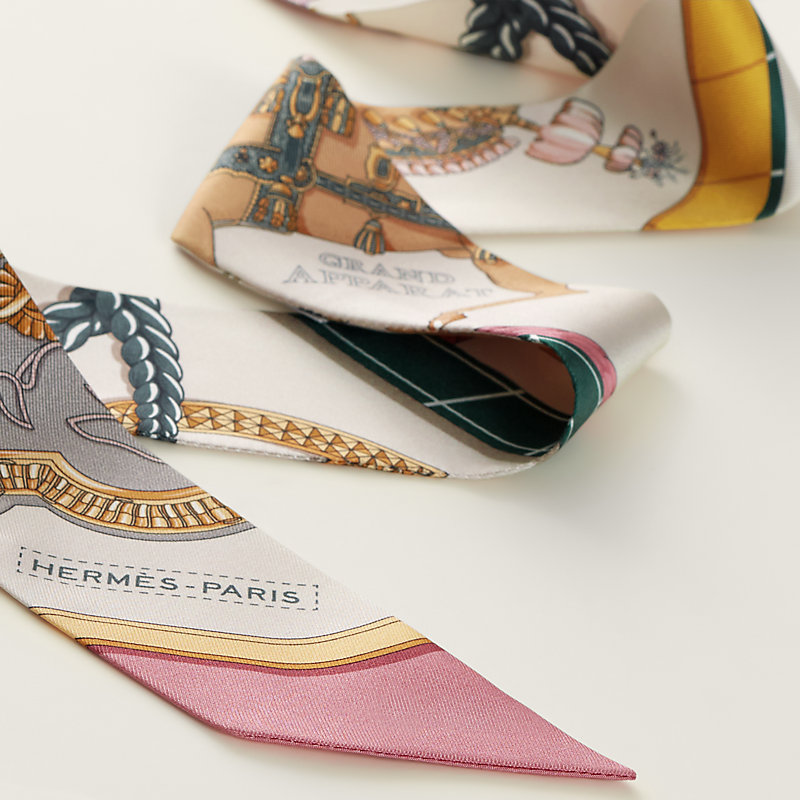 Twilly 《グラン・アパラ》 - ピンク | Hermès - エルメス-公式サイト