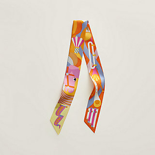 ツイリー-《パラード・アン・  