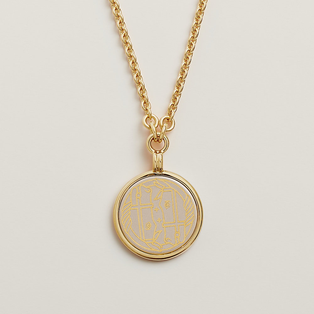 ネックレス-《メダイユカドリー  