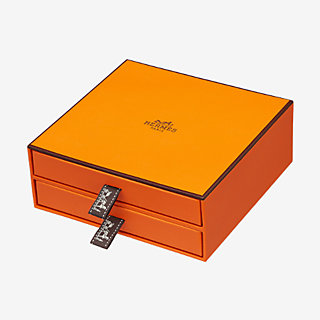 ハンカチボックス ハンカチ Hermes エルメス 公式サイト