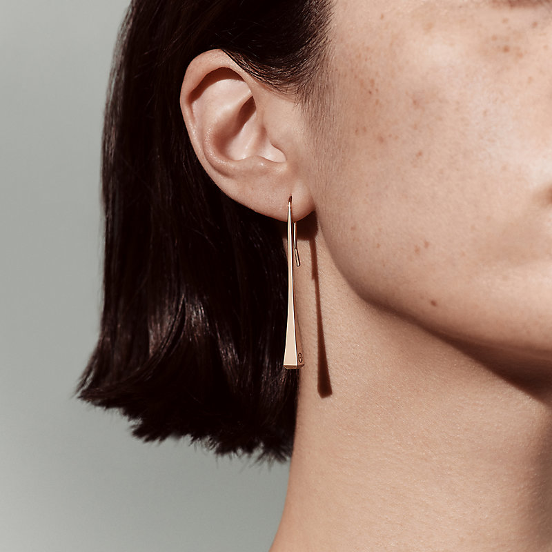 HERMES(エルメス) Hキューブ ピアス 黒 メタル シルバー金具  