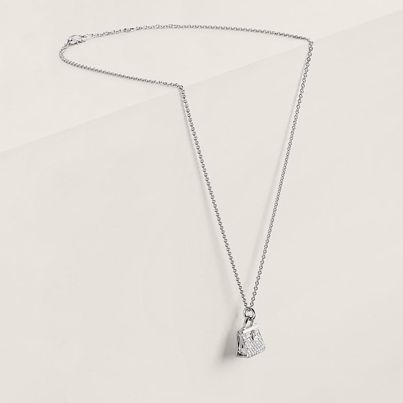 ペンダント 《アミュレット》 ケリー | Hermès - エルメス-公式サイト