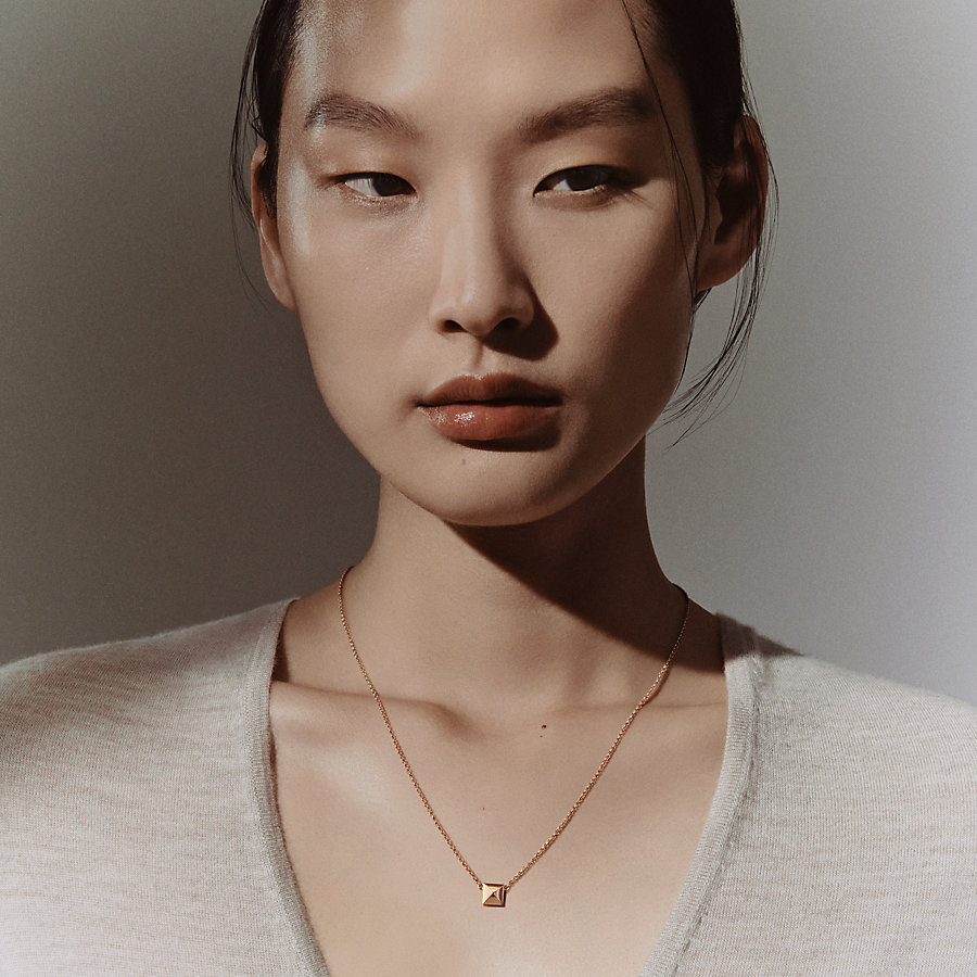 ペンダント 《エルメス・クルー・ドゥ・H》 PM 1チェーン PG | Hermès 