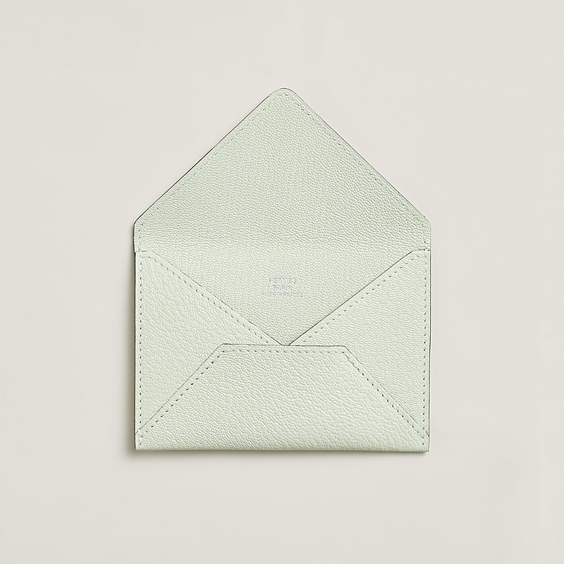 ポーチ 《エンヴェロープ》 MM - グリーン | Hermès - エルメス-公式サイト