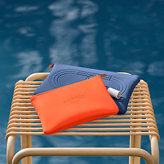 ポーチ 《ネオバン・マイヨン・マラン》 PM | Hermès - エルメス-公式  