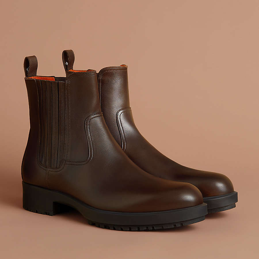 エルメス HERMES セリエ ボタンレザー ショートブーツ ブラック レザー 