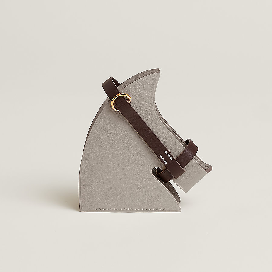 リップケース 《プティット・ブリッド》 | Hermès - エルメス-公式サイト