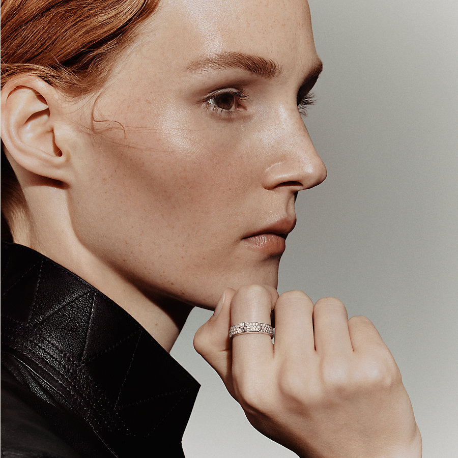 リング 《ケリー》 | Hermès - エルメス-公式サイト