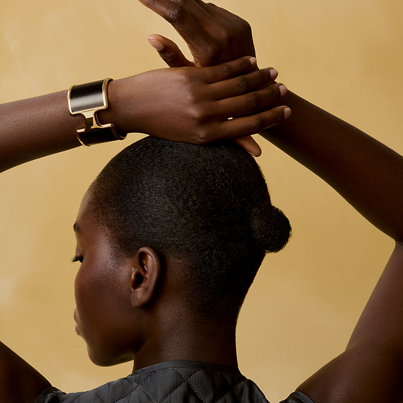 レザーブレスレット 《オランプ》 | Hermès - エルメス-公式サイト 