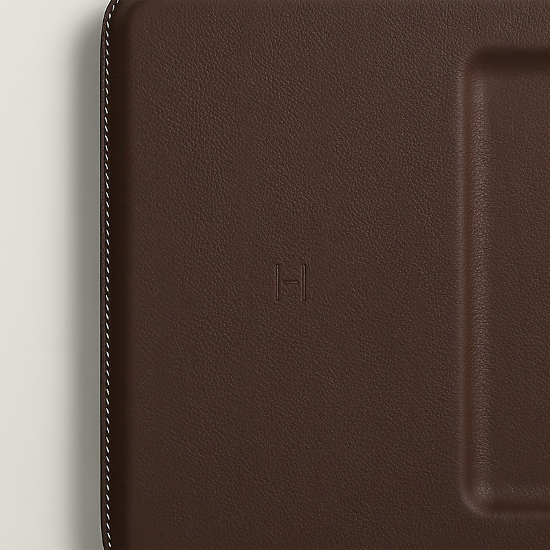 ヴィド・ポッシュ ワイヤレス充電器 《ヴォルトH》 | Hermès  