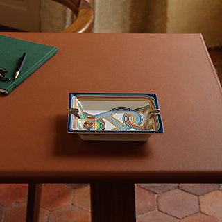 灰皿 《24番地のサーキット》 - ブルー | Hermès - エルメス-公式サイト