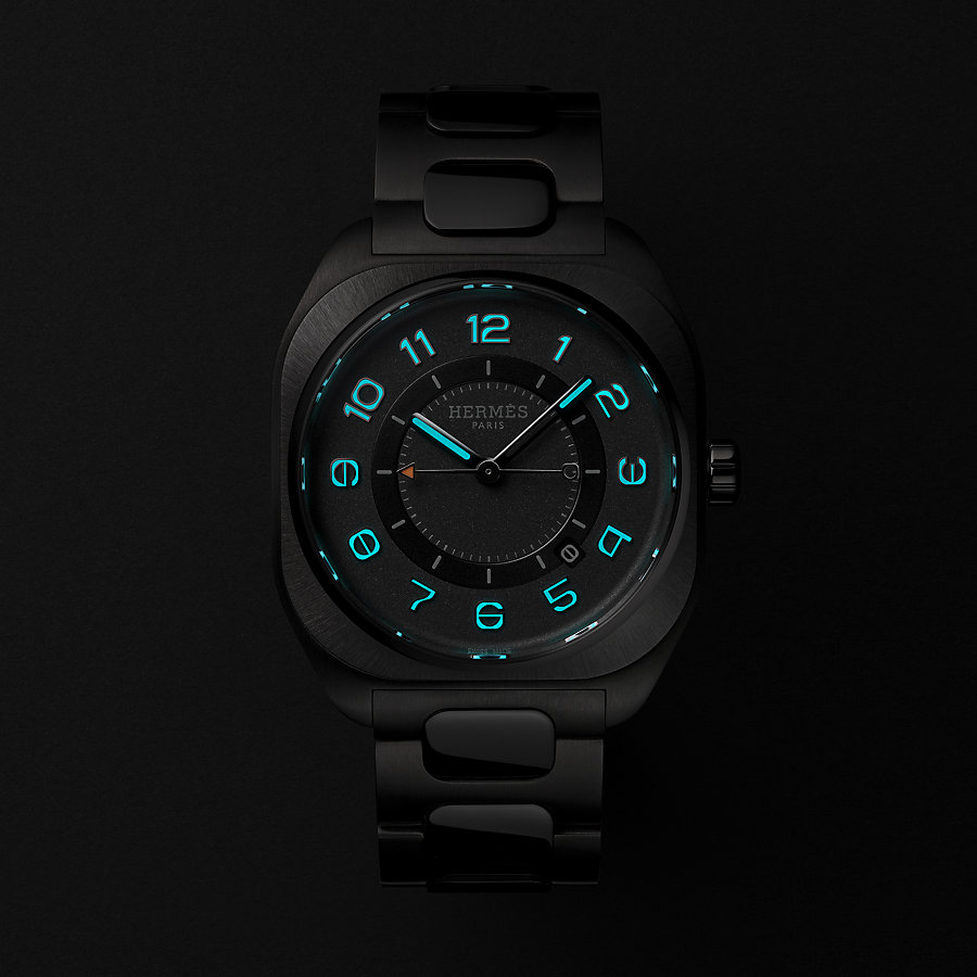 腕時計 《エルメス H08》 42 mm | Hermès - エルメス-公式サイト 