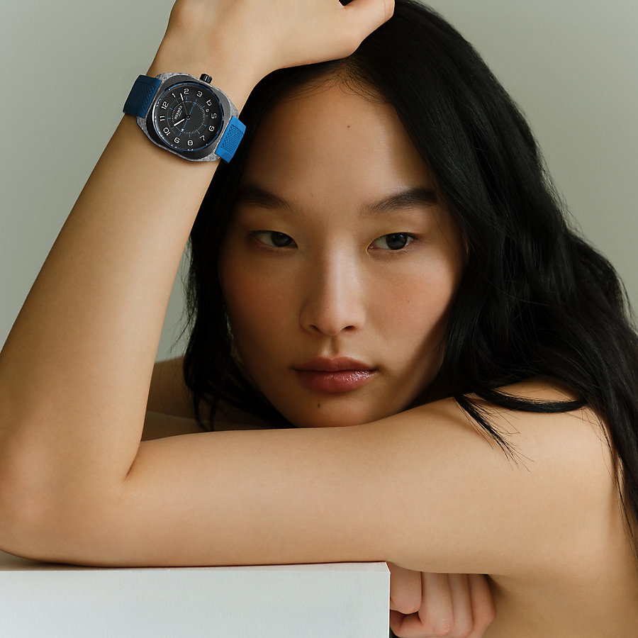 腕時計 《エルメス H08》 42 mm | Hermès - エルメス-公式サイト 