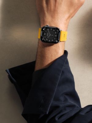 Series&nbsp;12 case & Band Apple Watch Hermès Single Tour 46&nbsp;mm Deployment Buckle Kilim, View: Worn, worn, view 2 of 3