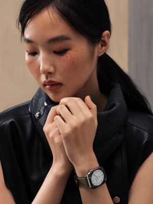 Series&nbsp;12 case & Band Apple Watch Hermès Single Tour 42&nbsp;mm, View: Worn, worn, view 2 of 3