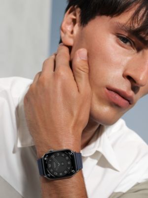 Series&nbsp;12 case & Band Apple Watch Hermès Single Tour 46&nbsp;mm, View: Worn, worn, view 2 of 3