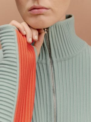 Yoga pullover, View: Worn, worn, view 3 of 4