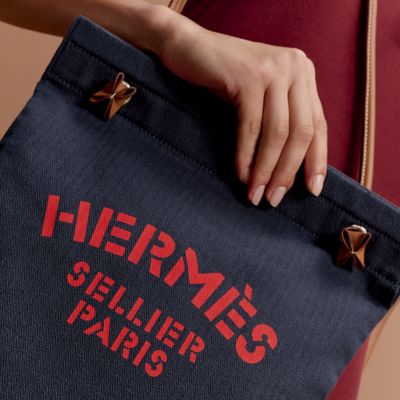 伝統に裏打ちされた乗馬と馬具の世界 | Hermès - エルメス-公式サイト