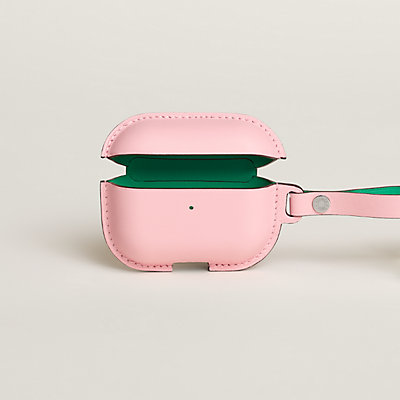 Apple AirTag Hermès and Tech accessories for women | Hermès Apple AirTag Hermès and Tech accessories for women | Hermès