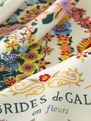 Brides de Gala en Fleurs 스카프 90, 보기: 세부 사진, detail, 4개 중 4번째 보기