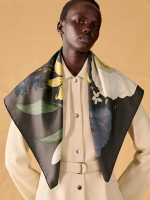 カレ 90 《ブケ・フィナル》, イメージ: 着用例, worn, ビュー3の4