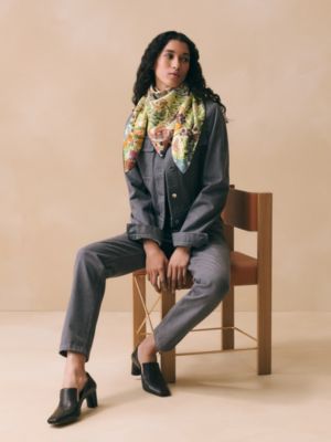 Rewilding Nature scarf 90, View: Worn, worn, view 3 of 4