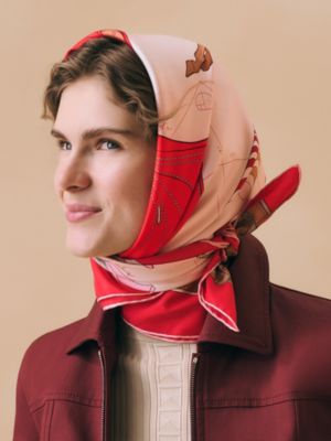 Selle en Eclats scarf 90, View: Worn, worn, view 2 of 3