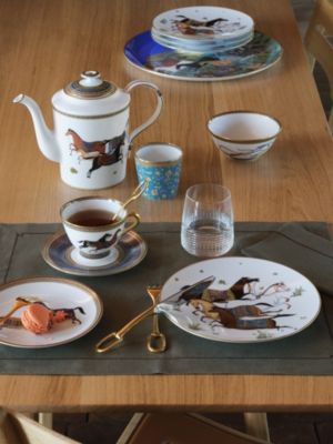 Cheval d’Orient teapot, View: front, front, view 2 of 3