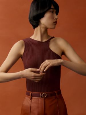 Flot Godronne belt buckle & Reversible leather strap 24&nbsp;mm, View: Worn, worn, view 3 of 3