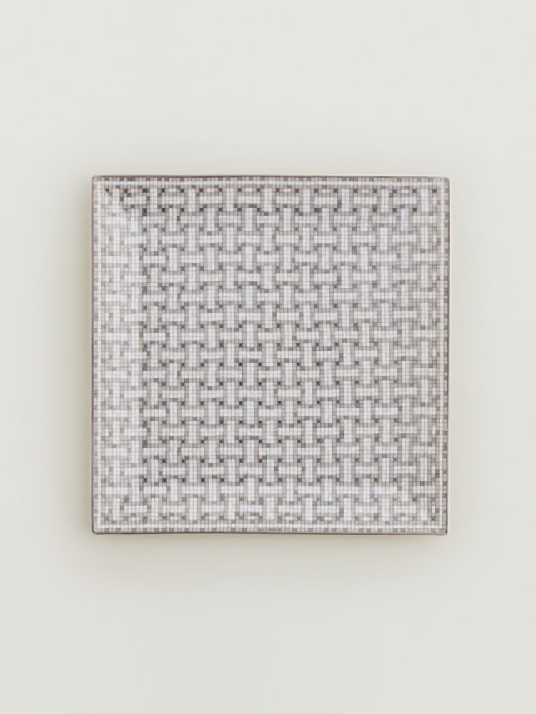 【新品未使用品】HERMES エルメス モザイク24 プラチナ スクエアプレート プチカレ No4 〈モザイク 24〉 プラチナ | Hermès - エルメス-公式サイト