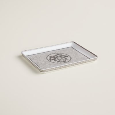 035089P_worn_3?size=3000,3000&