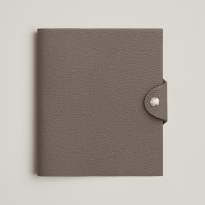 【美品】HERMES エルメス ノートブック ユリスMM エトゥープ 美品】HERMES エルメス ノートブック ユリスMM エトゥープ 大人気