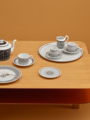 H Deco tea cup and saucer, View: front, front, view 2 of 3