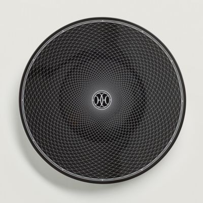 037063P_worn_1?size=3000,3000&