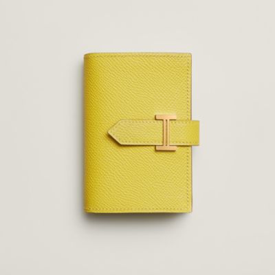 New H Passant Compact wallet - White | Hermès Canada