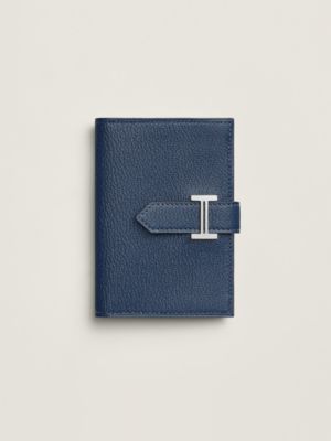 Bearn card holder