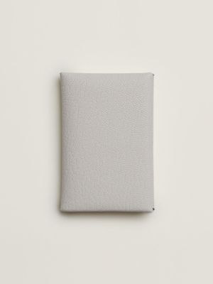 gris perle