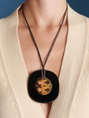 Pendentif Lift, grand modèle, Vue: Vue portée, worn, vue 2 sur 3