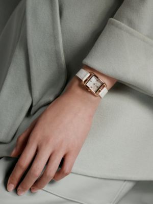 Cape Cod 워치, 스몰 모델, 31mm, 보기: 이미지: 제품 착용 이미지, worn, 2개 중 4번째 보기