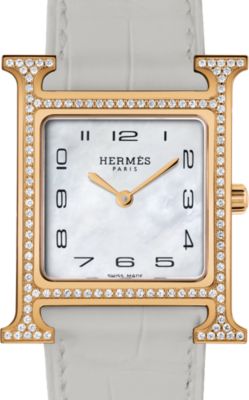 Heure H watch, Medium model, 30&nbsp;mm, View: Detail, crop, view 2 of 4